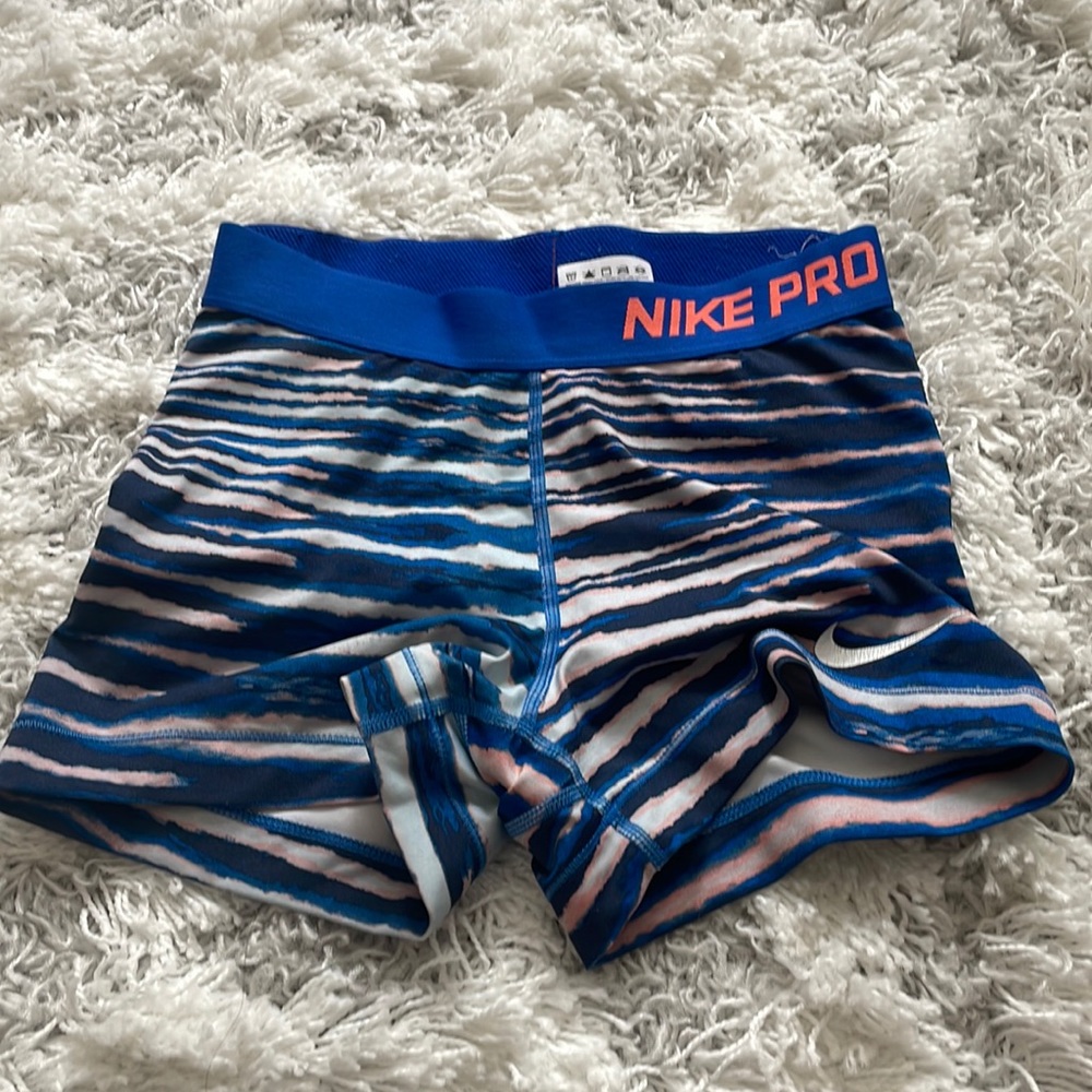 nike pros